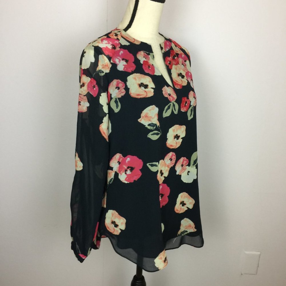 CAbi Tunic Blouse Top Size S Womans Navy Blue Floral Chiffon 3/4 Sleeve #971 - Picture 3 of 14